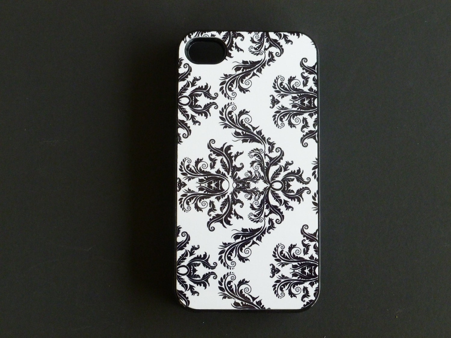 Iphone 4s Black And White Case