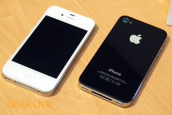 Iphone 4s White Vs Black Size