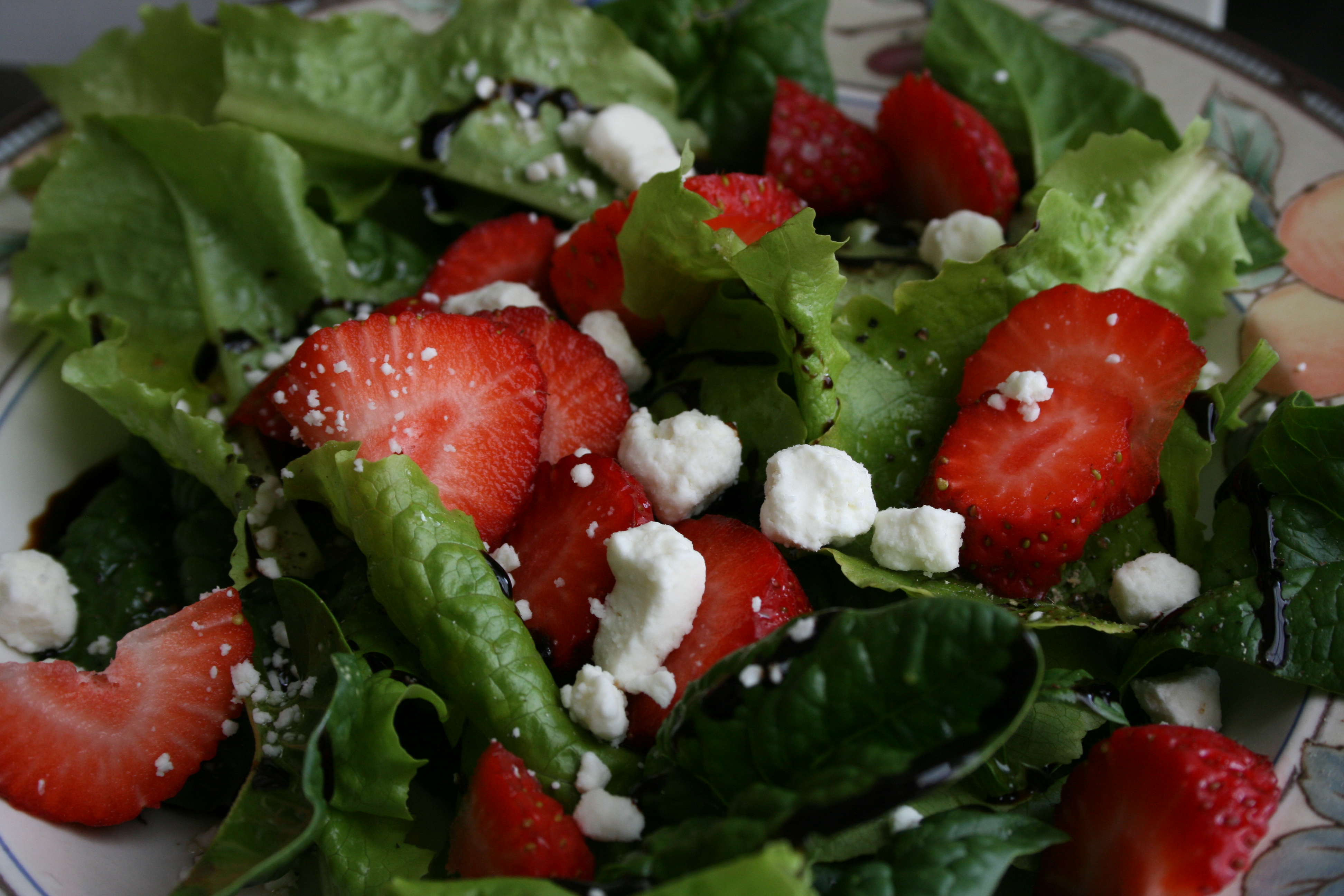 Spinach Strawberry Goat Cheese Salad
