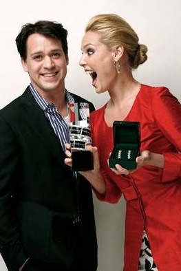 T R Knight And Katherine Heigl
